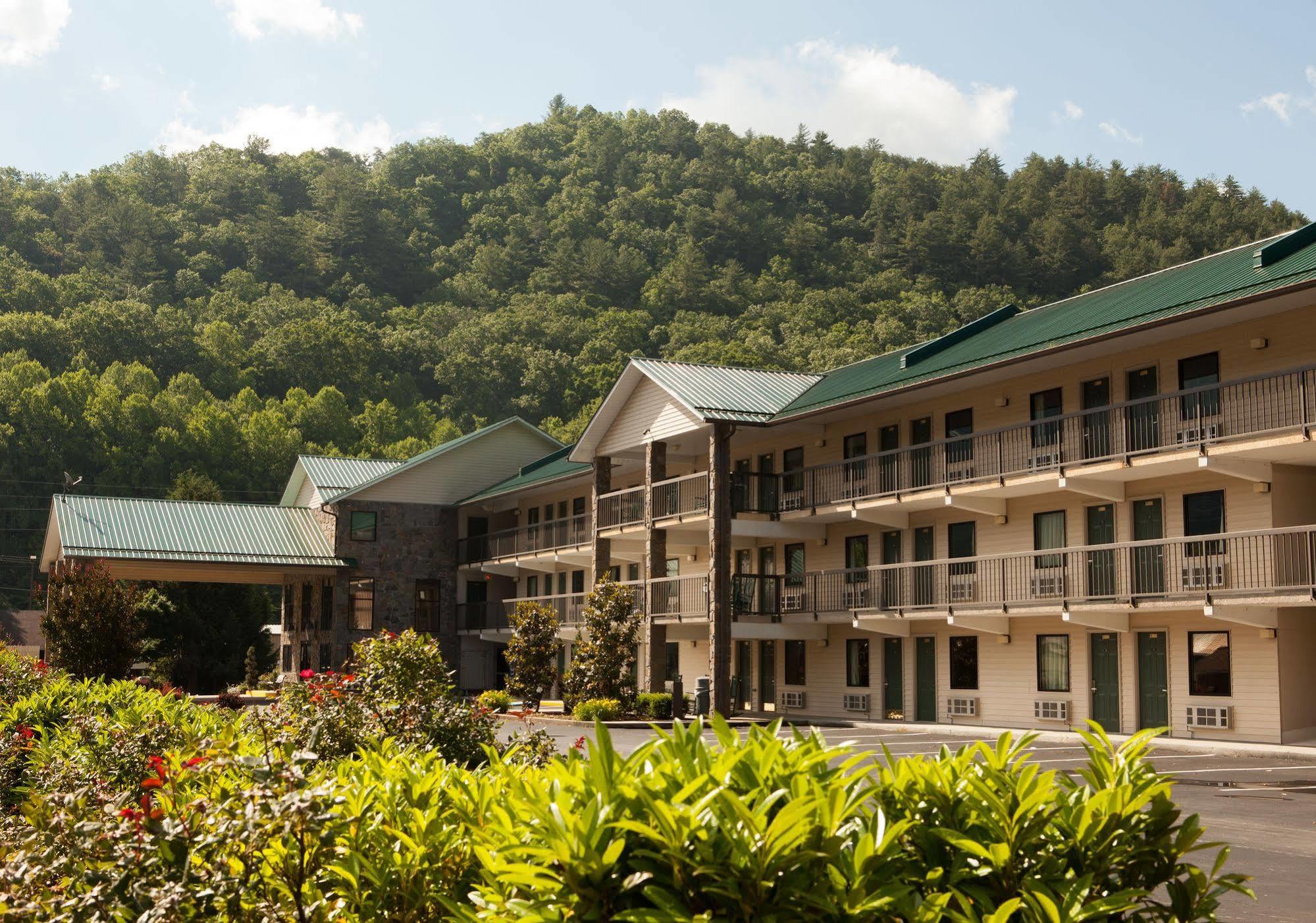 Cherokee Lodge Buitenkant foto