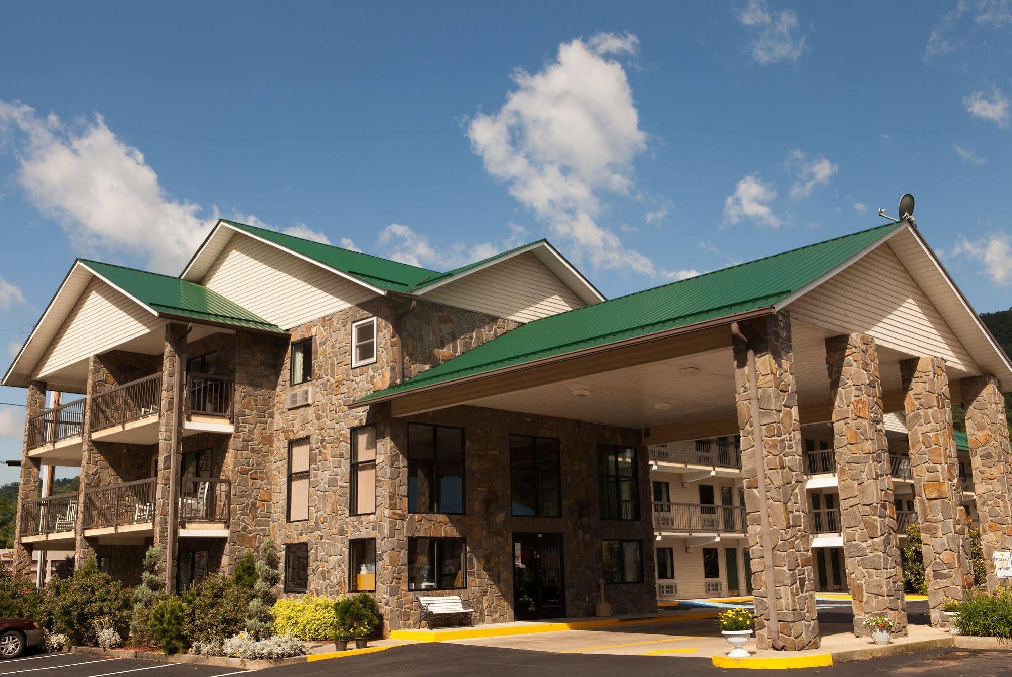 Cherokee Lodge Buitenkant foto
