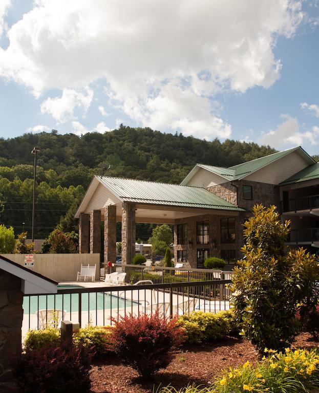 Cherokee Lodge Buitenkant foto