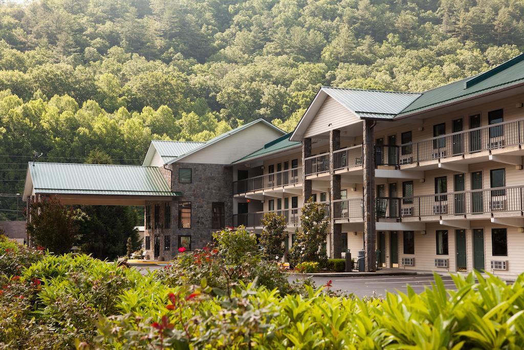 Cherokee Lodge Buitenkant foto