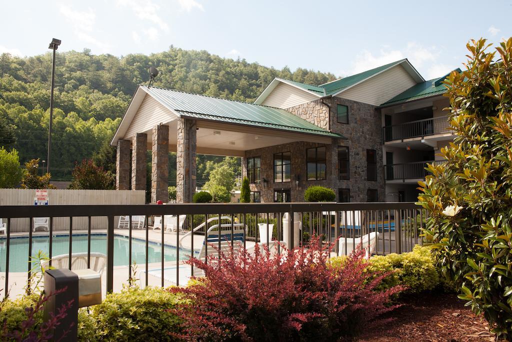 Cherokee Lodge Buitenkant foto